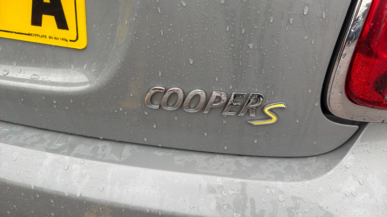 MINI Hatchback 1.5 Cooper Exclusive II 5dr Auto Petrol Hatchback